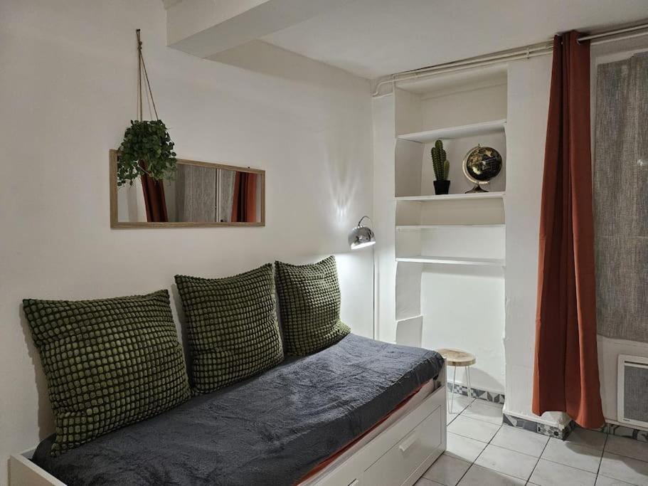 1-Centre-Ville Studio 25M2 Box A Bagages Gratuits Carcasona Exterior foto
